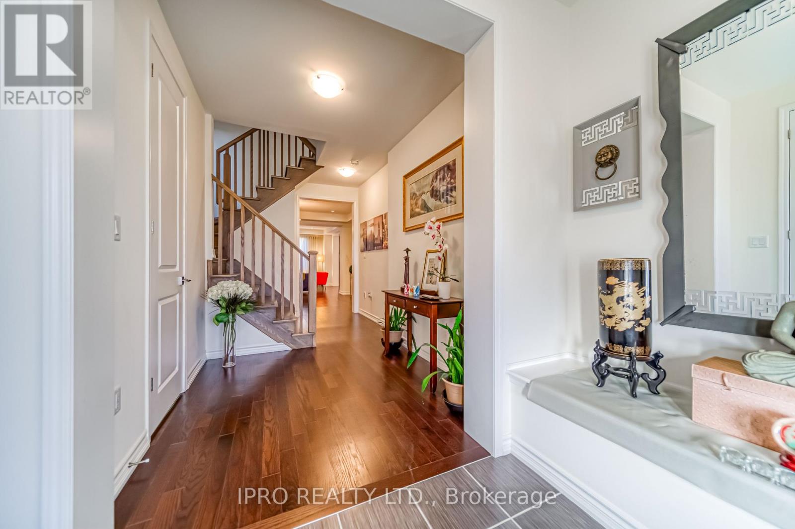 Property at 294 VALERMO DRIVE image 3