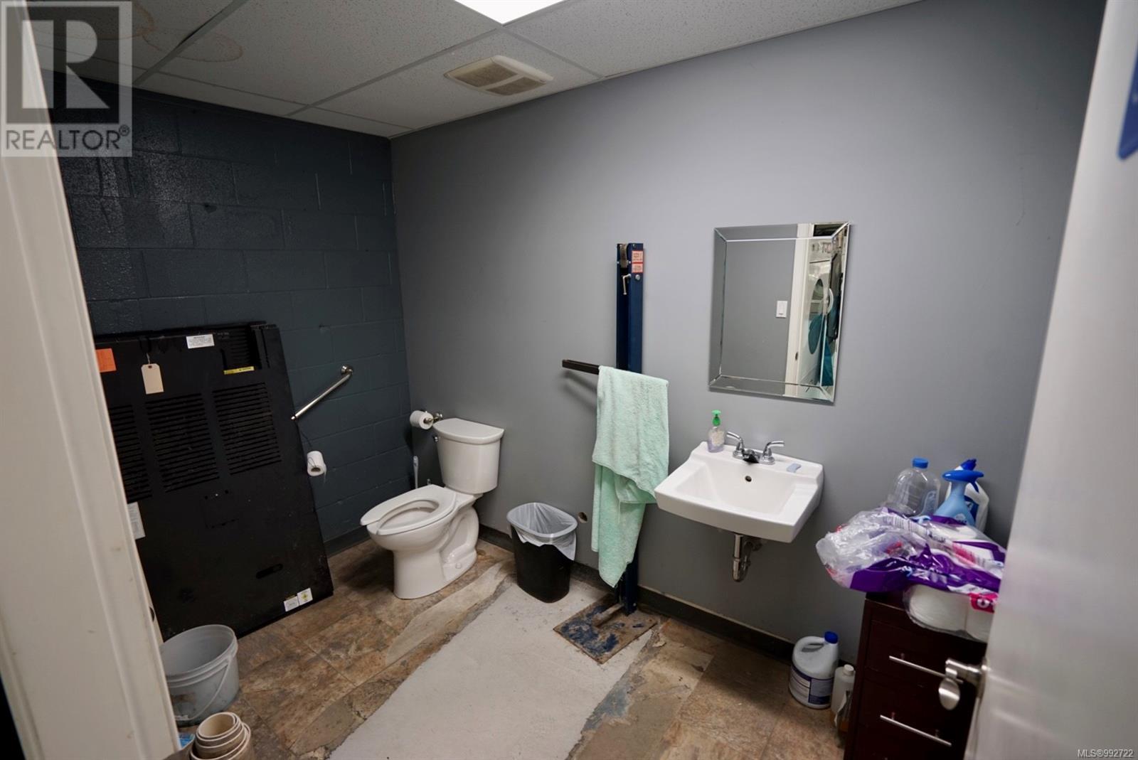 601 11th Ave, Campbell River, British Columbia  V9W 4G5 - Photo 17 - 992722