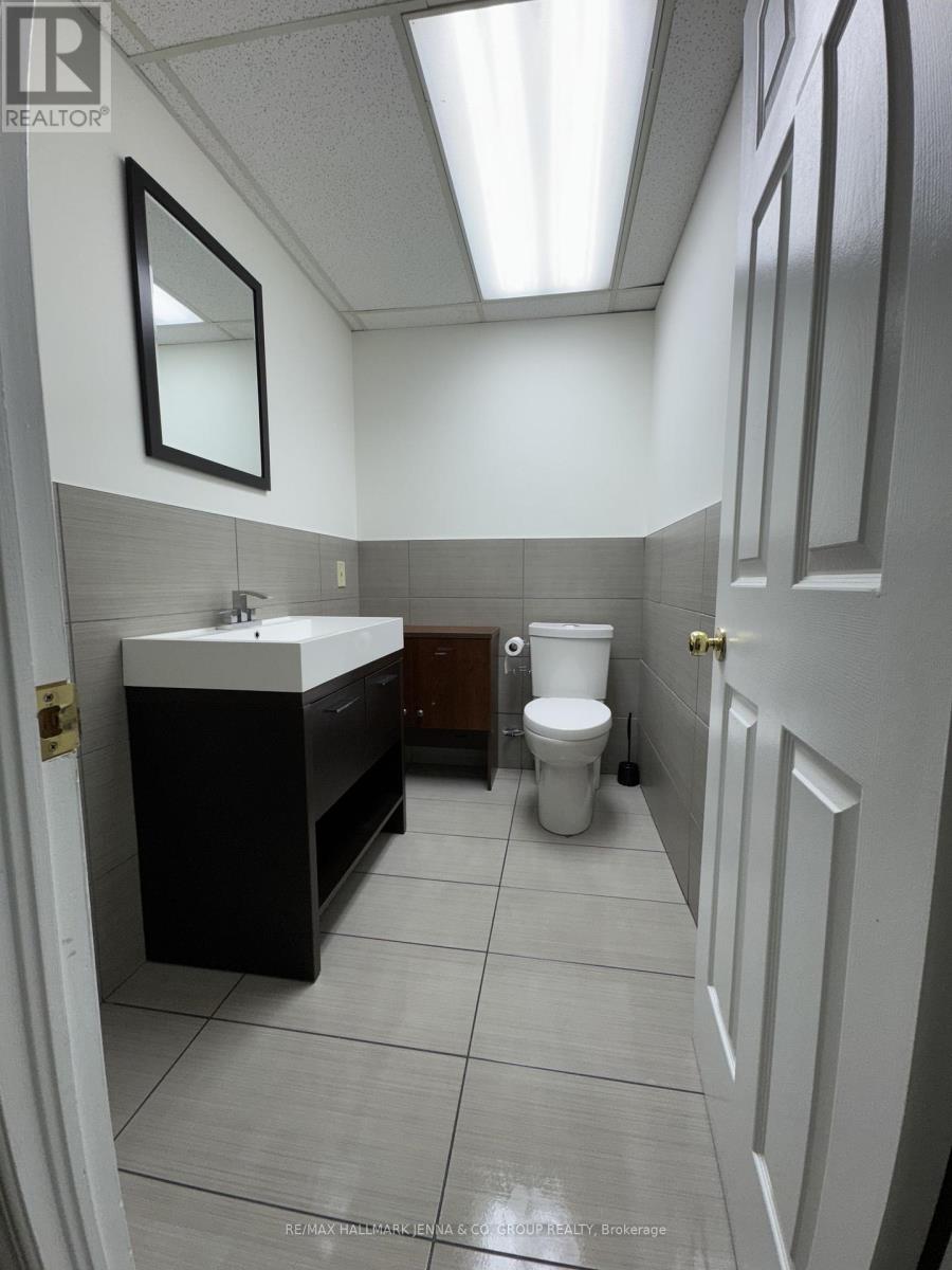 14 - 1010 Polytek Street, Ottawa, Ontario  K1J 9H9 - Photo 4 - X12034932