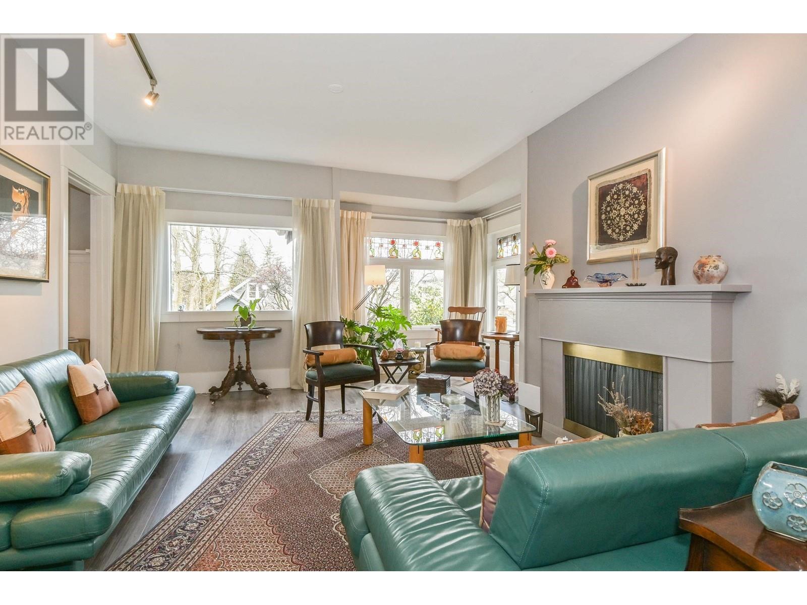 Property at 4548 W 12TH AVENUE image 5