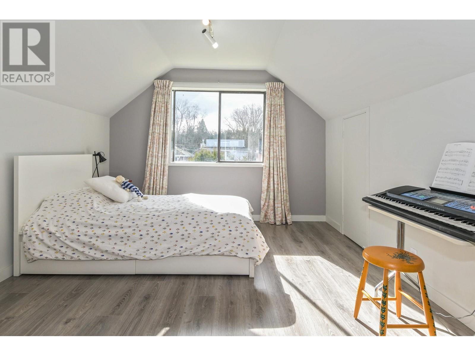 4548 W 12th Avenue, Vancouver, British Columbia  V6R 2R5 - Photo 15 - R2978459