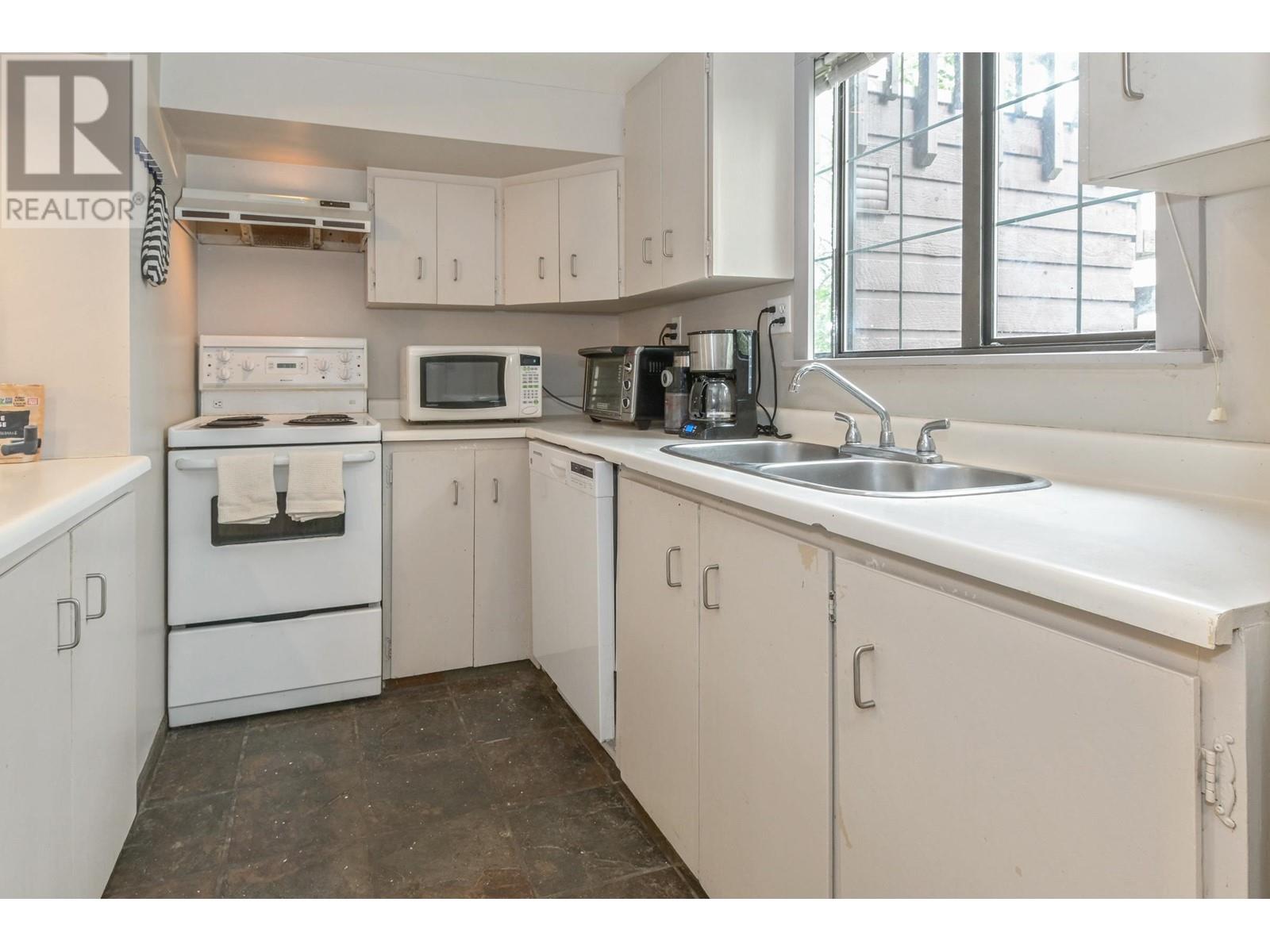 4548 W 12th Avenue, Vancouver, British Columbia  V6R 2R5 - Photo 26 - R2978459