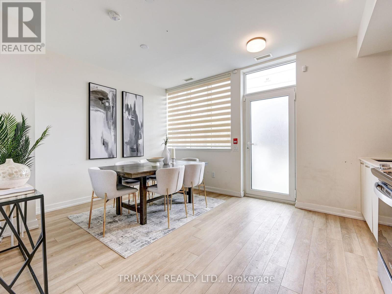 102 - 12 Symes Road, Toronto, Ontario  M6N 3T1 - Photo 8 - W12032900