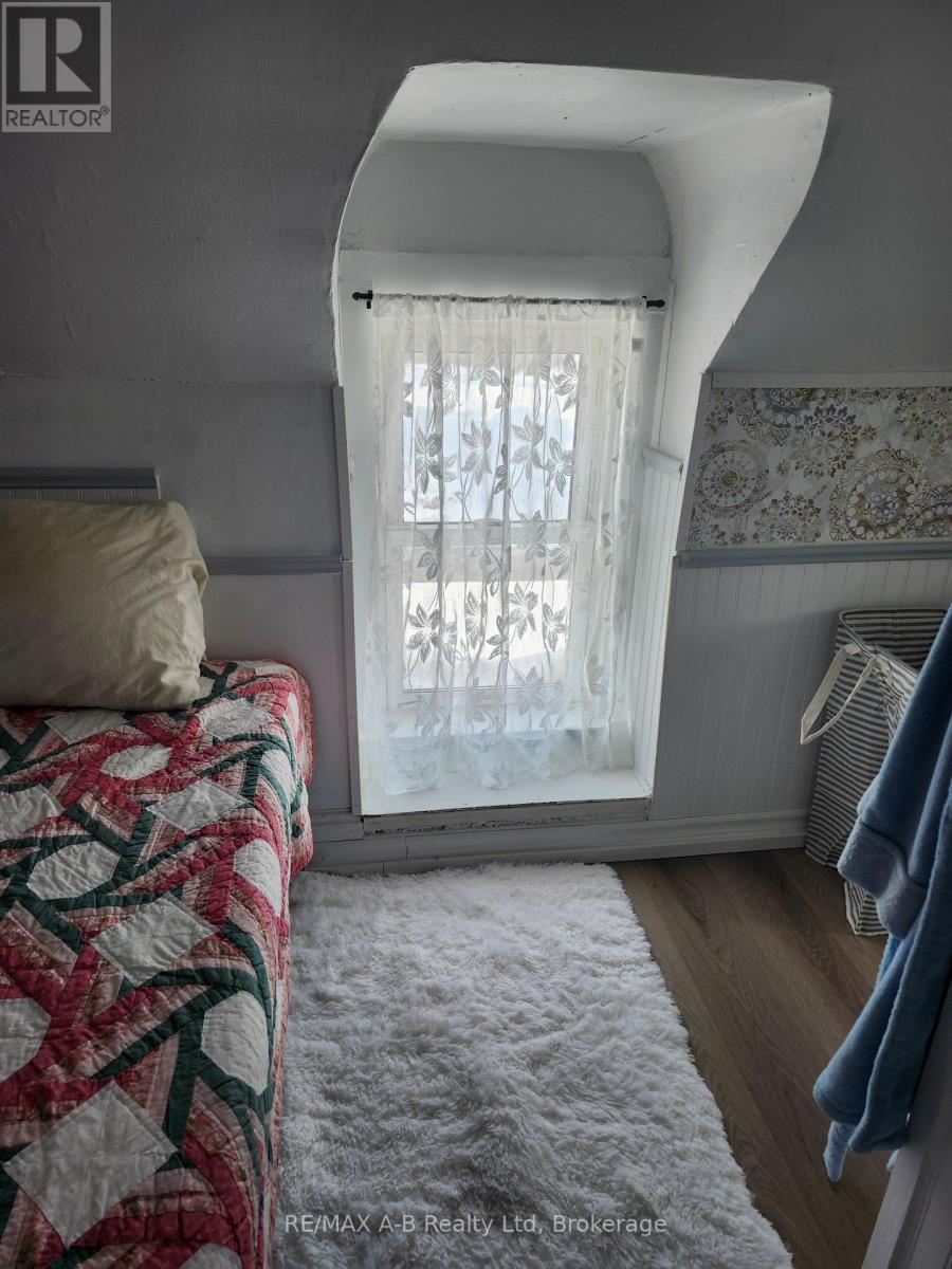 246 Wellington Street, Stratford, Ontario  N5A 2L6 - Photo 43 - X12034892