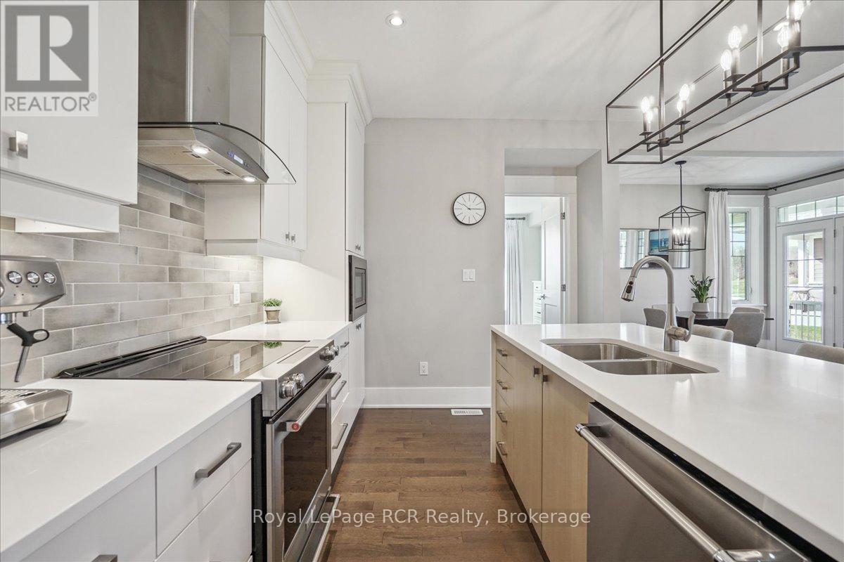 230 Ironwood Way, Georgian Bluffs, Ontario  N0H 1S0 - Photo 19 - X12034978