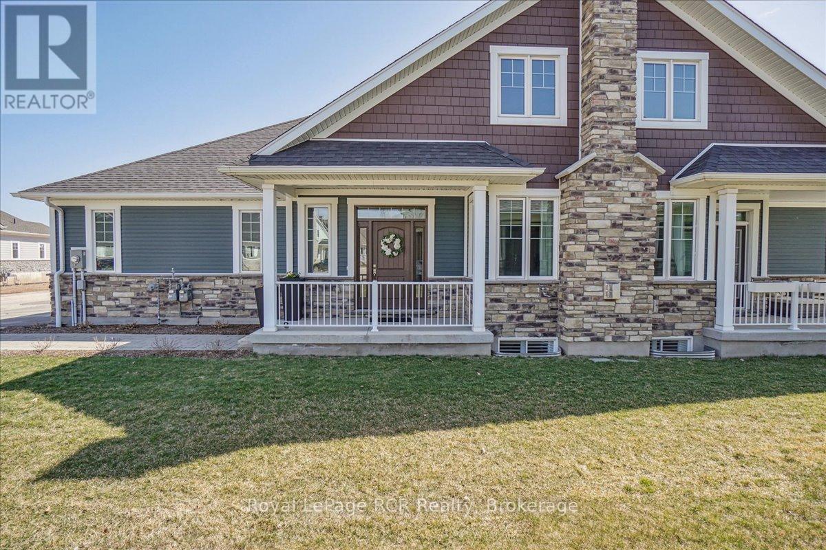 230 Ironwood Way, Georgian Bluffs, Ontario  N0H 1S0 - Photo 2 - X12034978