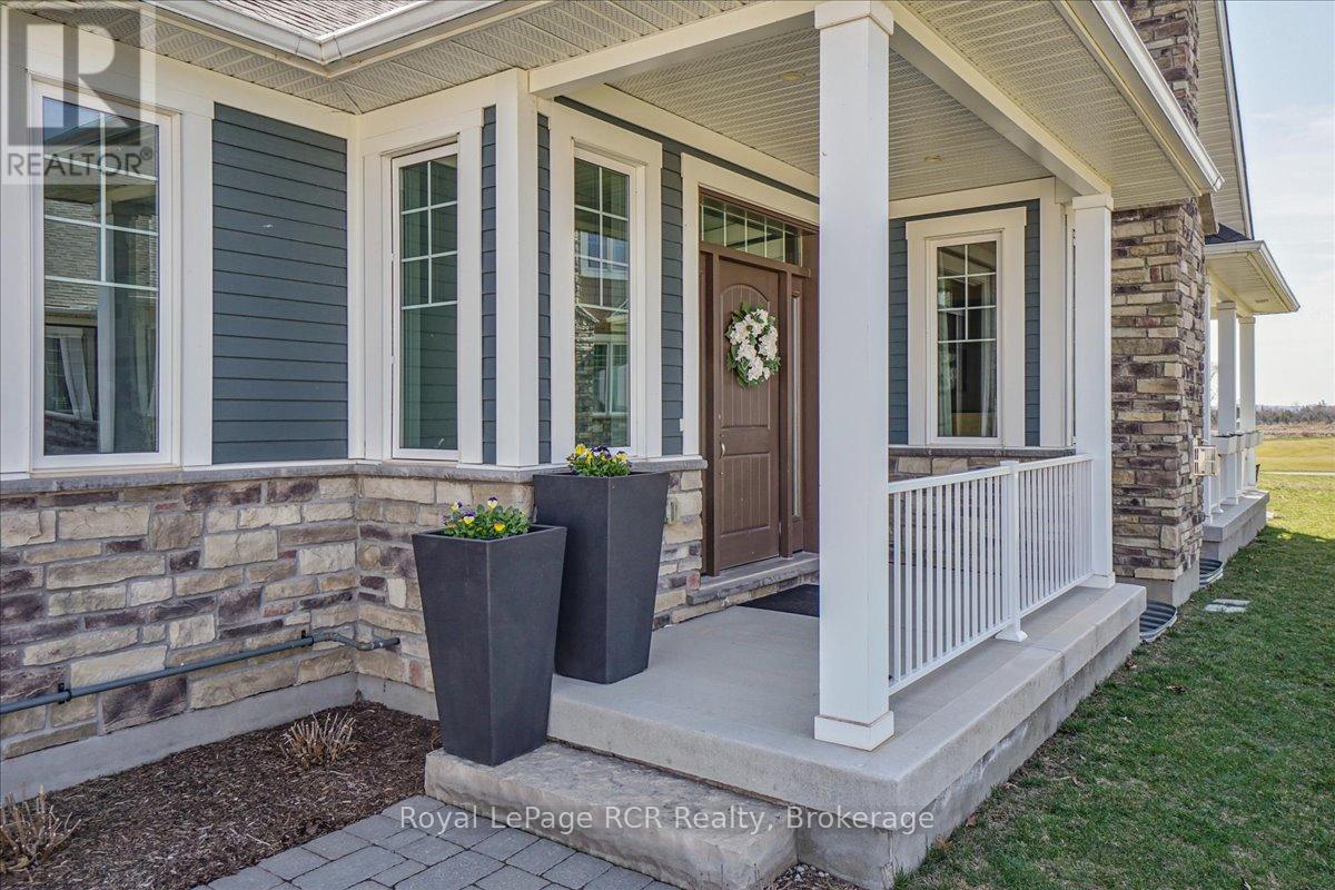 230 Ironwood Way, Georgian Bluffs, Ontario  N0H 1S0 - Photo 3 - X12034978