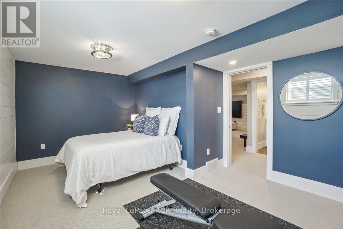 230 Ironwood Way, Georgian Bluffs, Ontario  N0H 1S0 - Photo 39 - X12034978