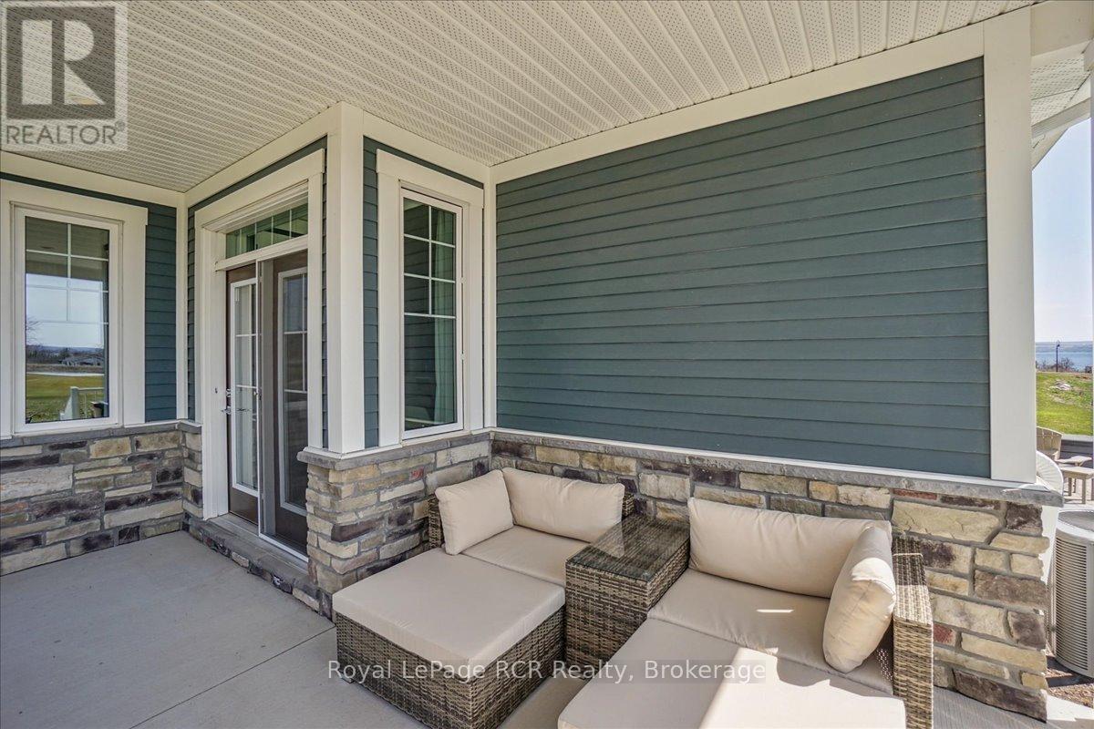 230 Ironwood Way, Georgian Bluffs, Ontario  N0H 1S0 - Photo 44 - X12034978