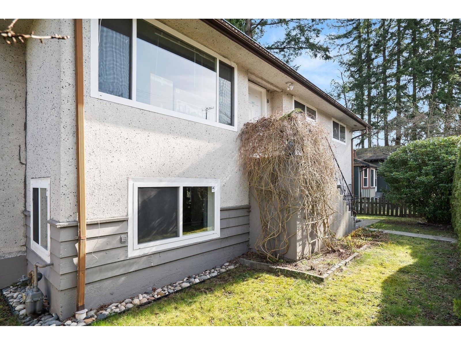 6144 120 Street, Surrey, British Columbia  V3X 1Y8 - Photo 2 - R2980603