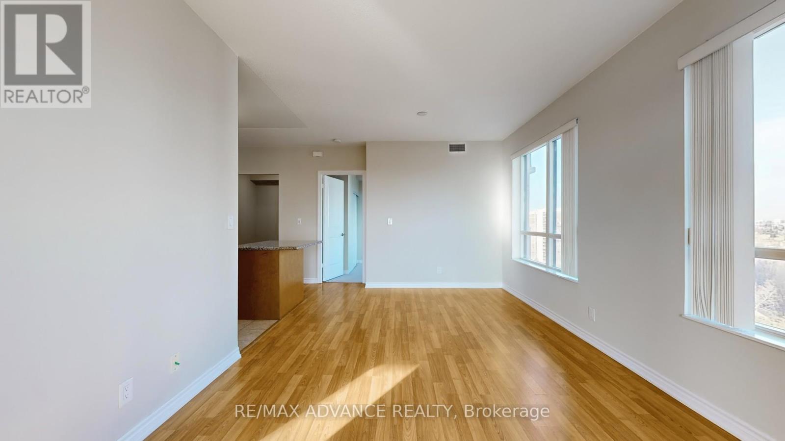 1803 - 133 Wynford Drive, Toronto, Ontario  M3C 0J5 - Photo 12 - C12034963