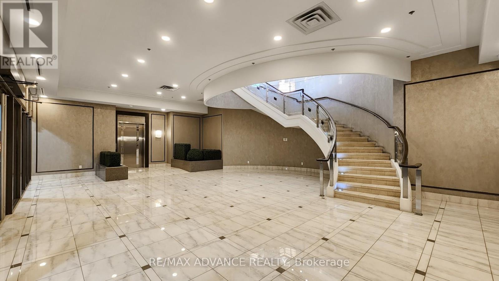 1803 - 133 Wynford Drive, Toronto, Ontario  M3C 0J5 - Photo 6 - C12034963