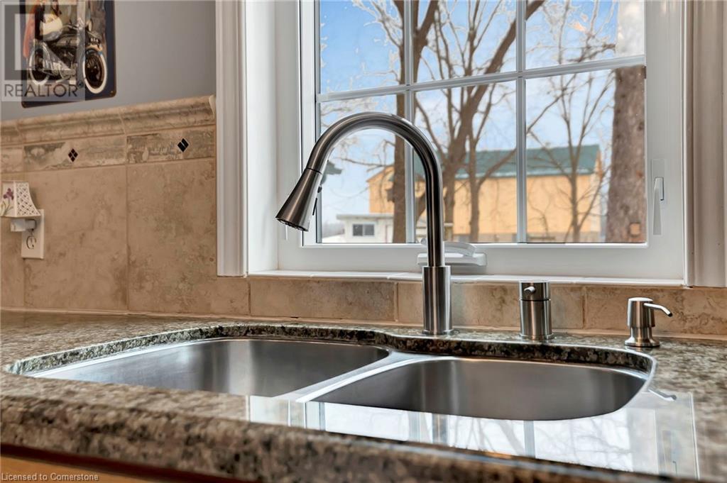 1045 Studiman Road, Cambridge, Ontario  N1R 5S2 - Photo 33 - 40692431