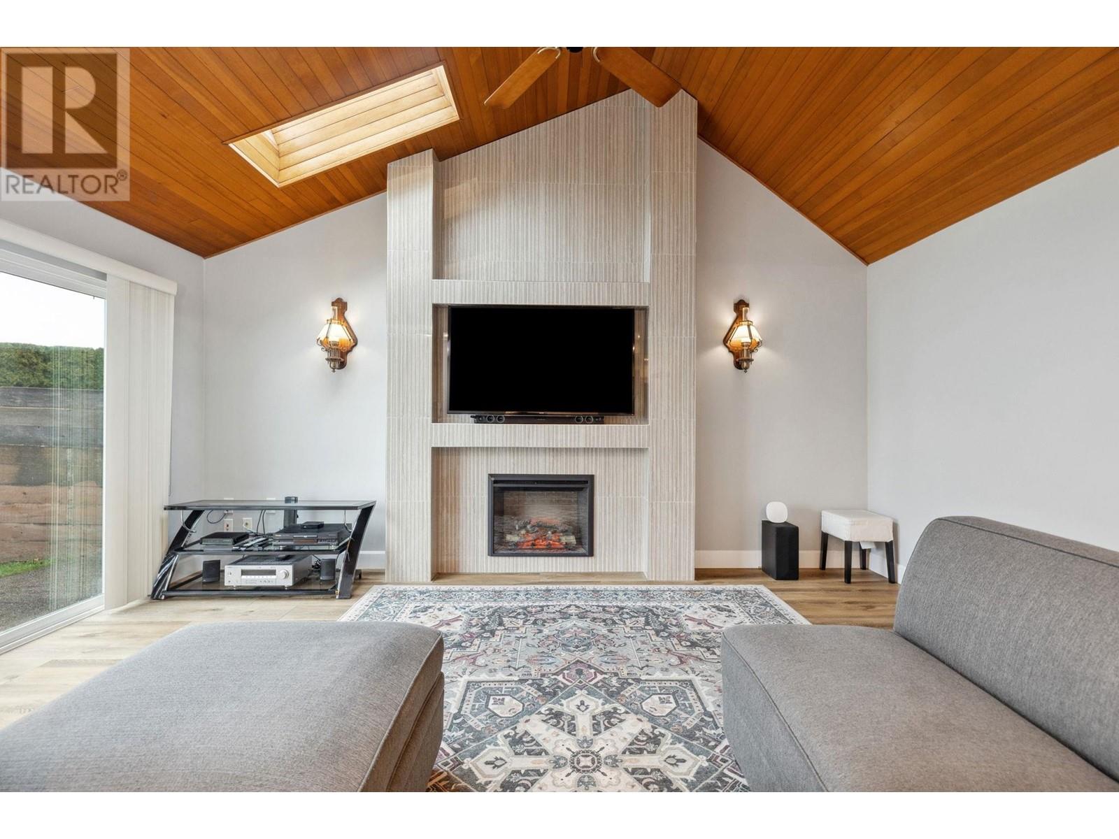 Property at 6171 NICOLLE PLACE image 1