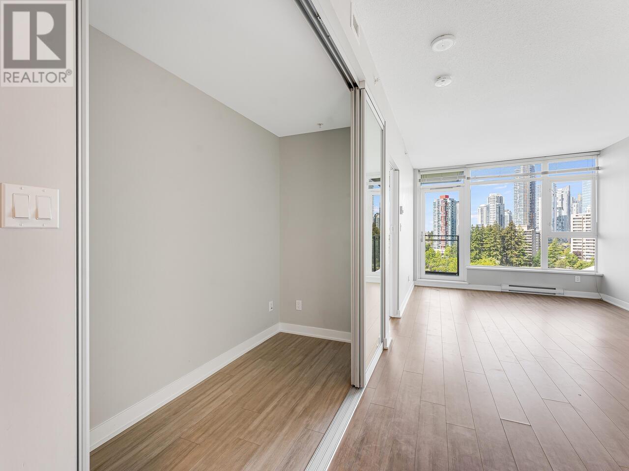 1503 4900 Lennox Lane, Burnaby, British Columbia  V5H 0G9 - Photo 14 - R2980734