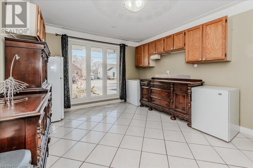 13 Alma Street, Brantford, Ontario  N3R 2G1 - Photo 8 - 40708892