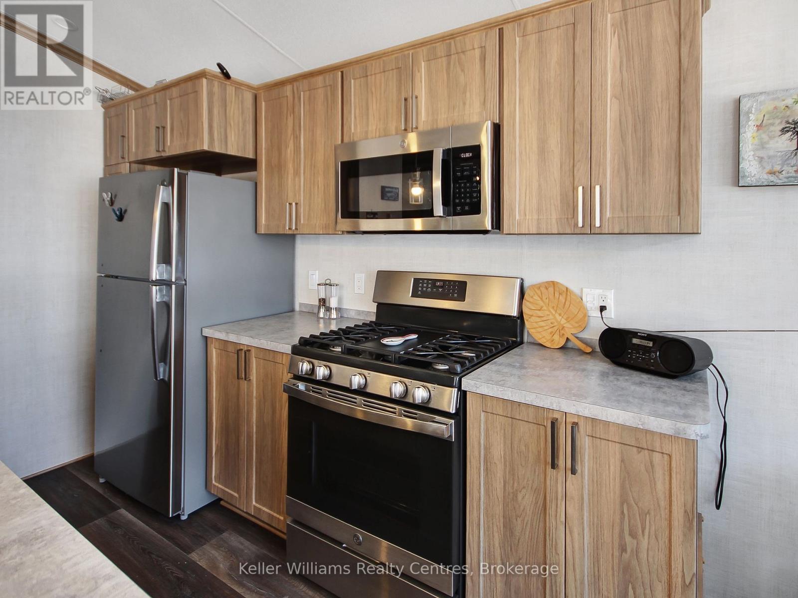 B/c - 13 Southline Avenue, Huron-Kinloss, Ontario  N0G 2B0 - Photo 10 - X12035016