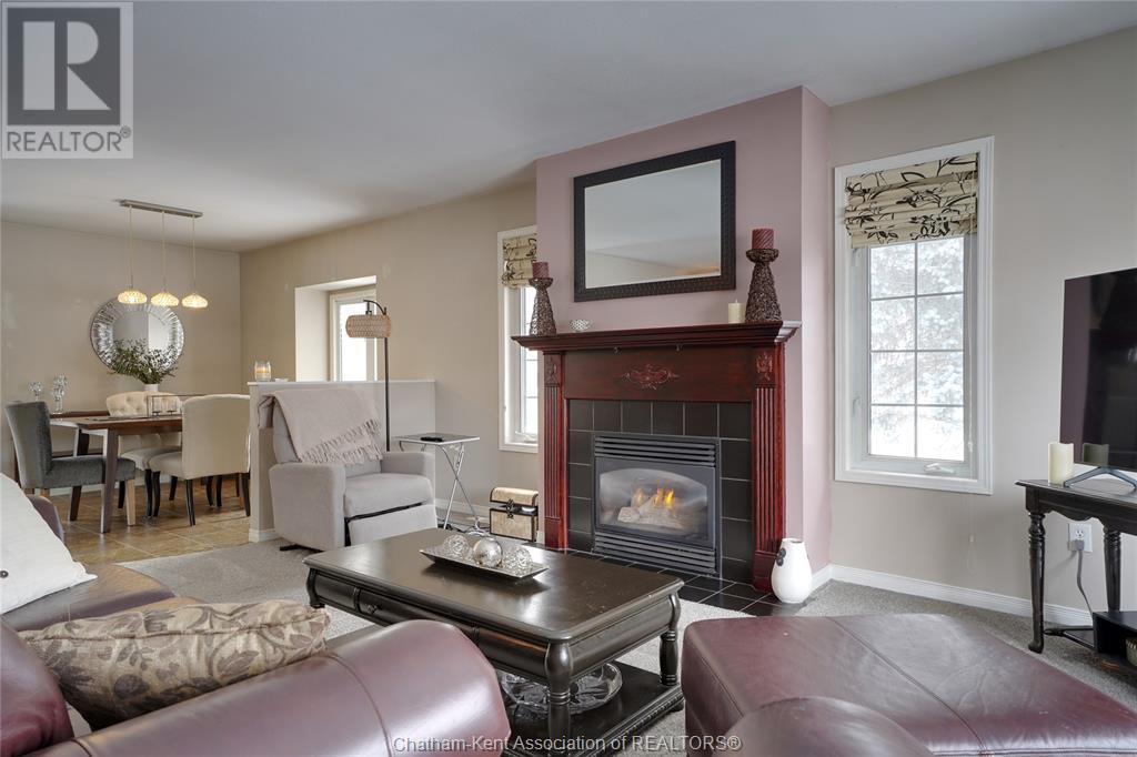 Property at 59 Blossom PLACE image 2
