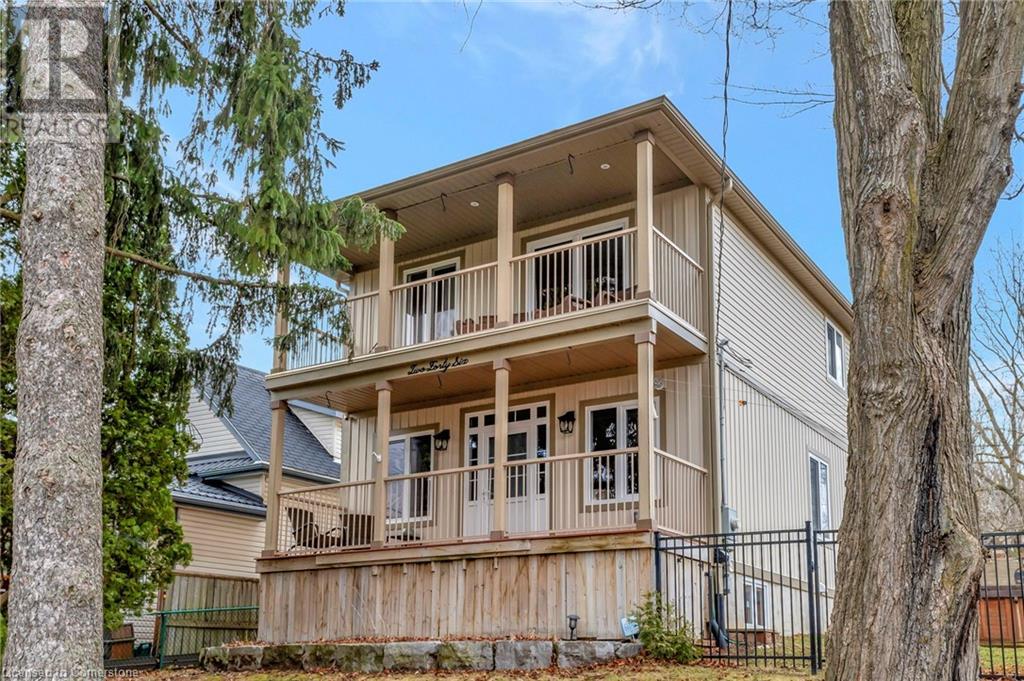 Property at 242-246 QUEEN Street E image 3