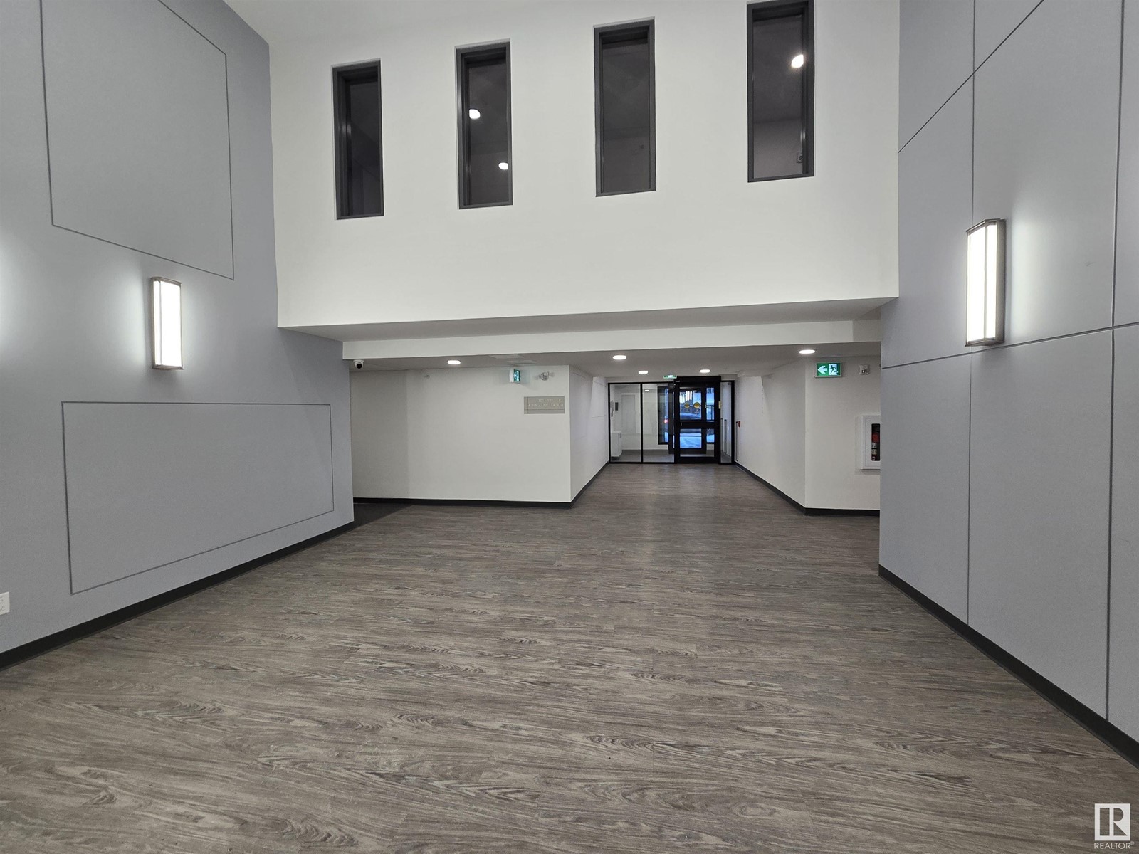 Property at #205 9504 182 ST NW image 3