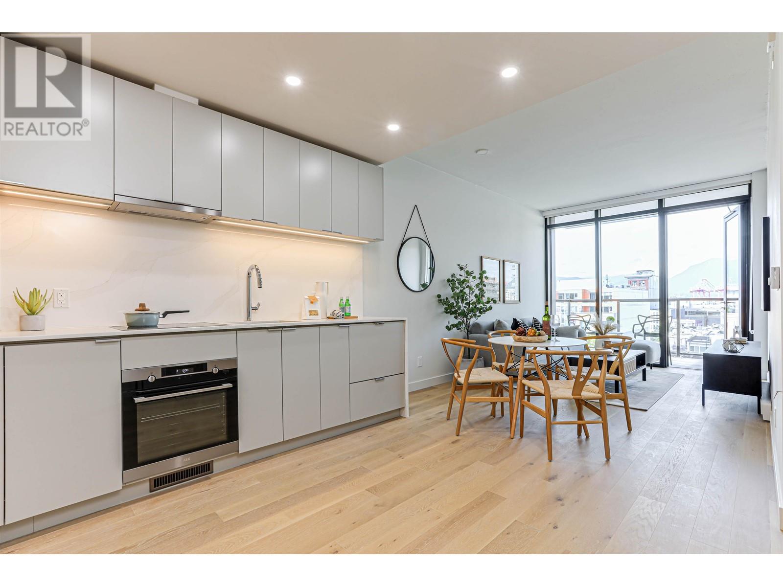 707 239 Keefer Street, Vancouver, British Columbia  V6A 1X6 - Photo 1 - R2980702