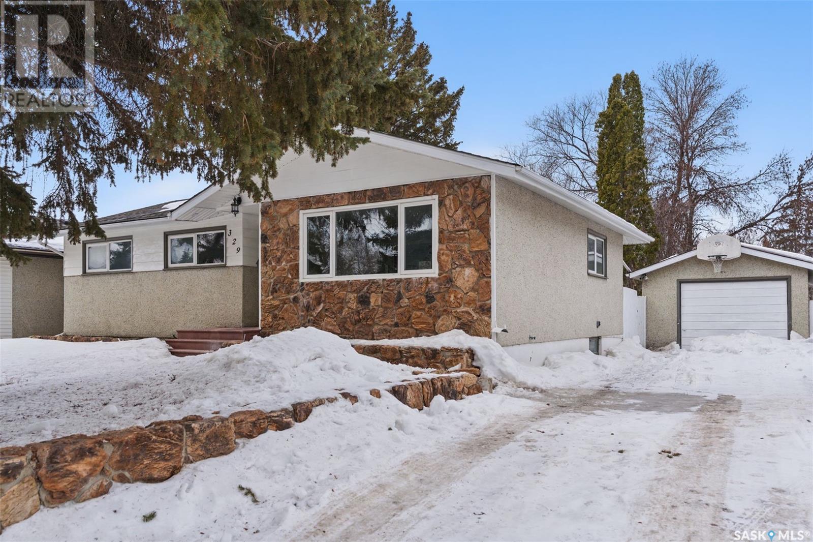 329 Y AVENUE N, saskatoon, Saskatchewan