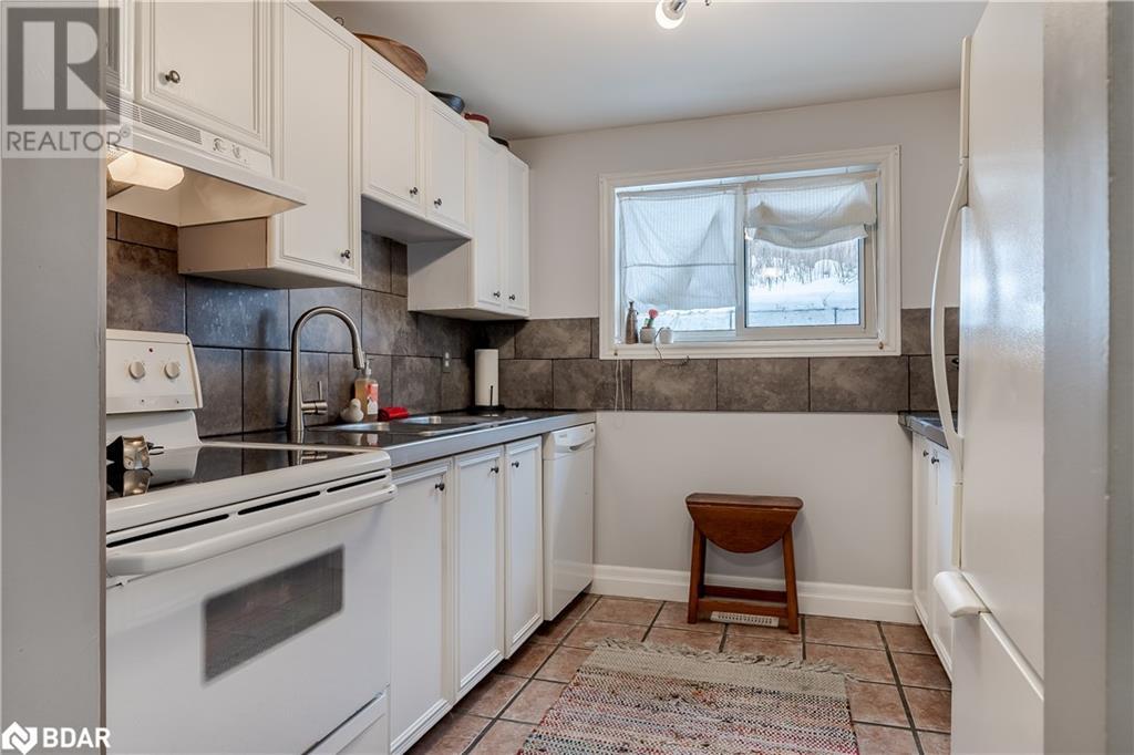 92 Loggers Run, Barrie, Ontario  L4N 6W8 - Photo 11 - 40709170