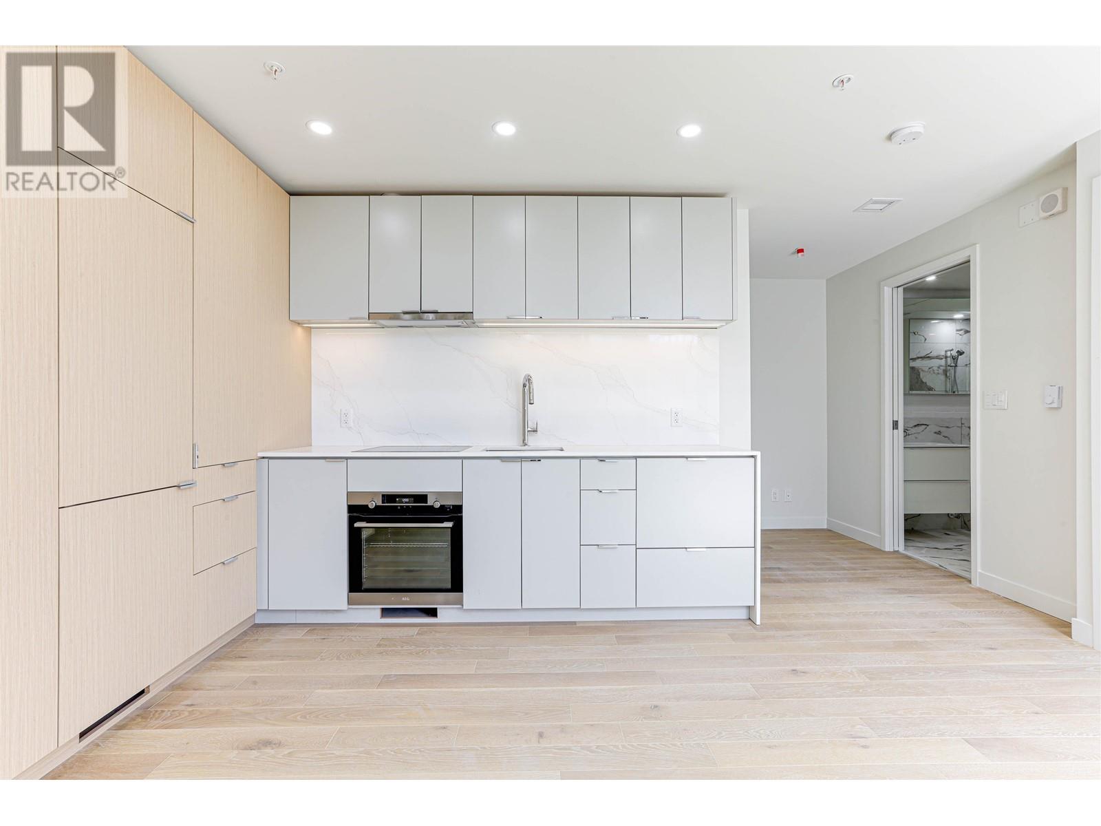 704 239 Keefer Street, Vancouver, British Columbia  V6A 1X6 - Photo 4 - R2980708
