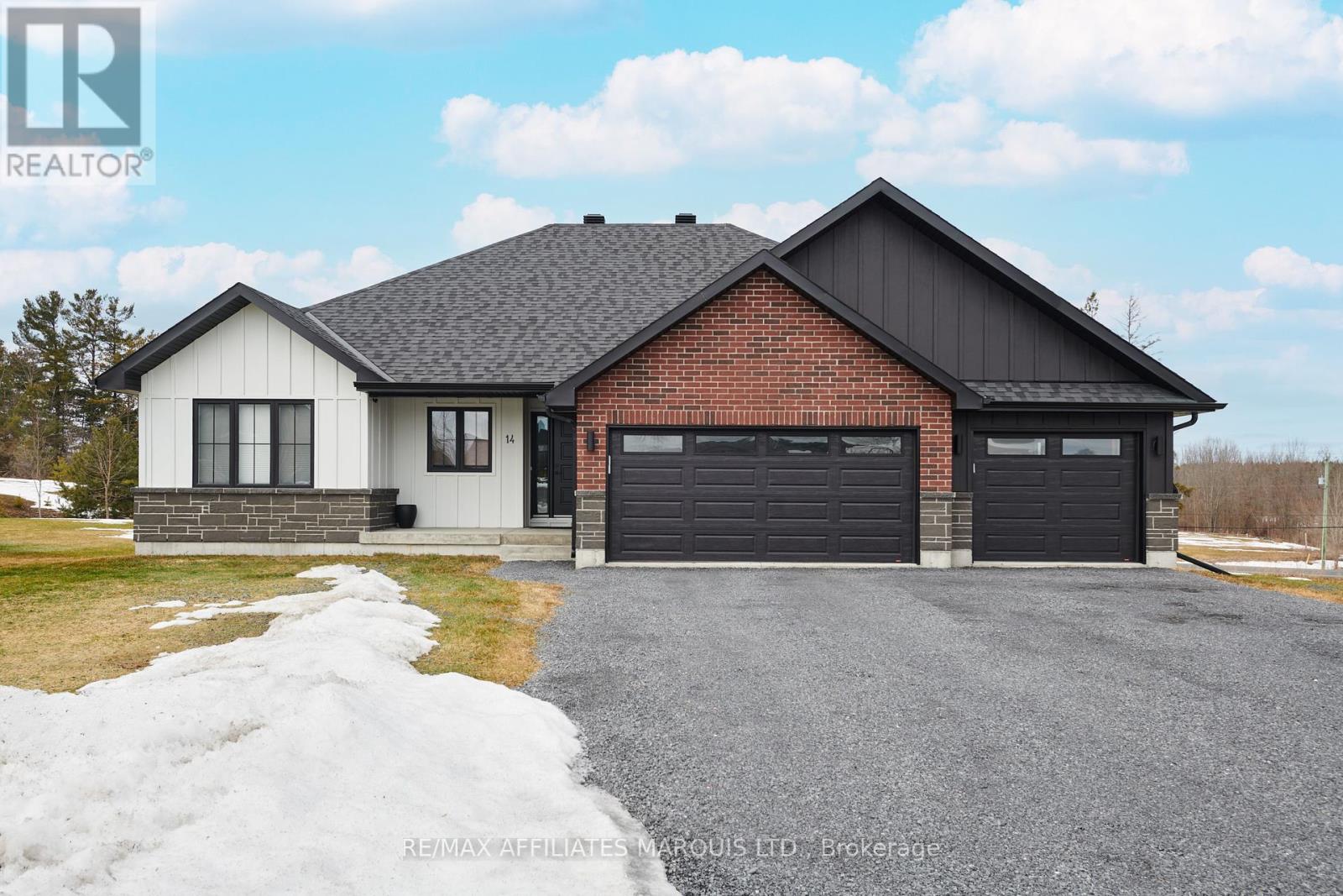 Property at 14 MATTHEW KIERAN CRESCENT image 1