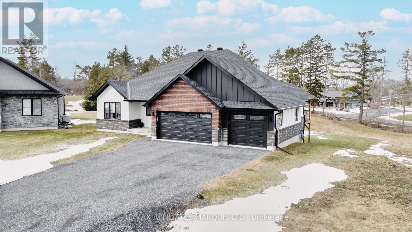 Property at 14 MATTHEW KIERAN CRESCENT image 2