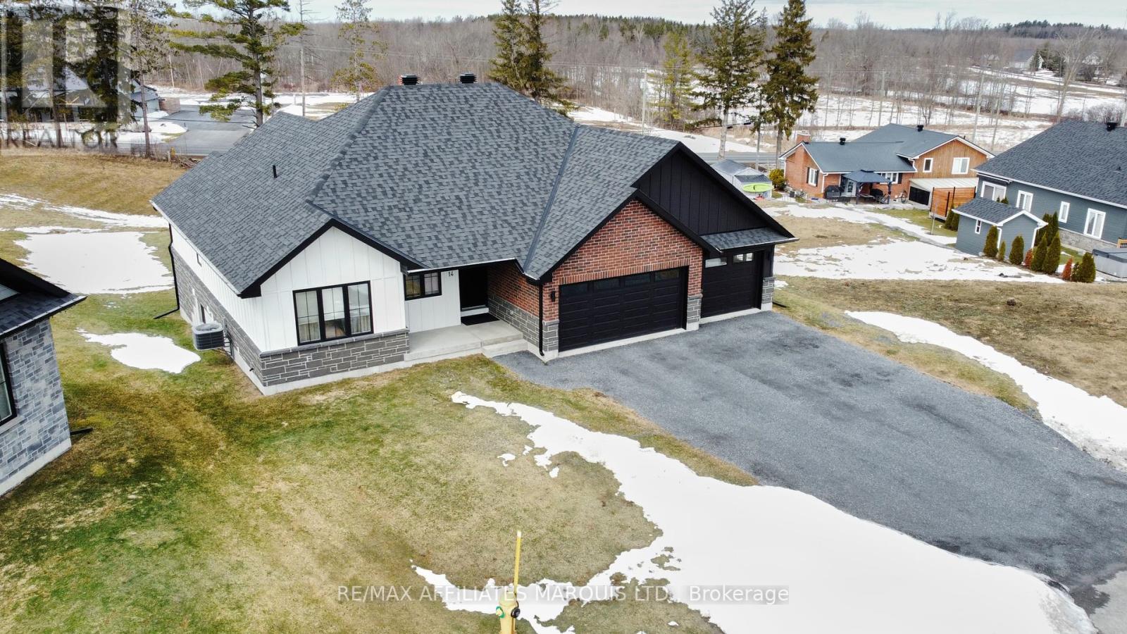 Property at 14 MATTHEW KIERAN CRESCENT image 3