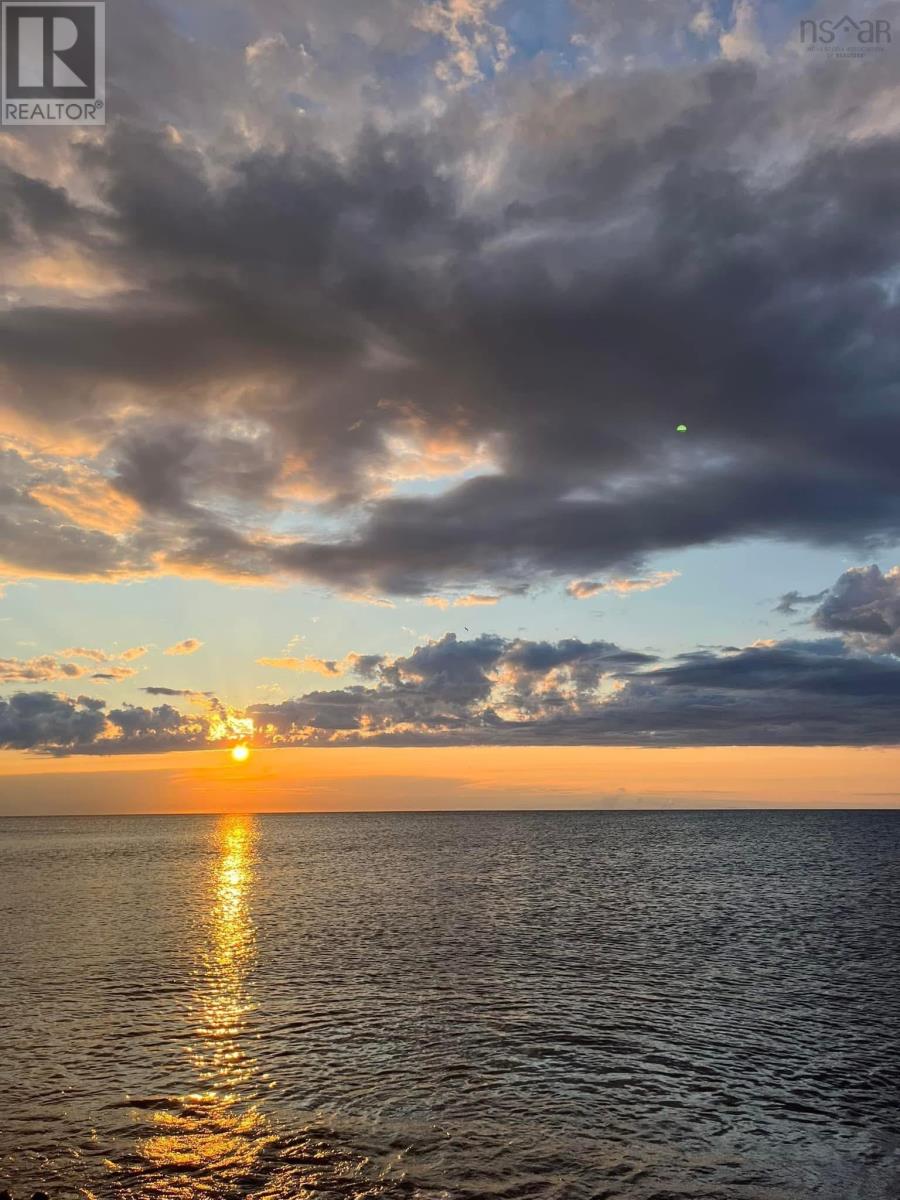13048 Cabot Trail Road, Grand Étang, Nova Scotia  B0E 1L0 - Photo 4 - 202505548