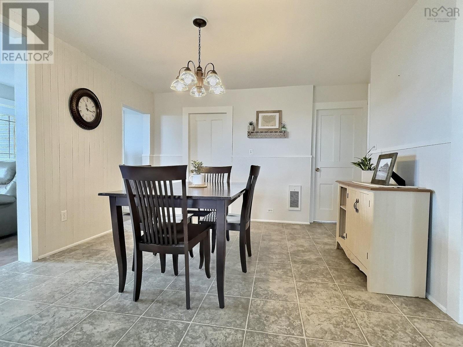 13048 Cabot Trail Road, Grand Étang, Nova Scotia  B0E 1L0 - Photo 8 - 202505548