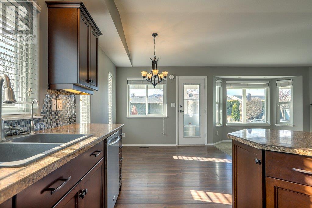 5017 5th Avenue, Vernon, British Columbia  V1H 2A3 - Photo 17 - 10339530
