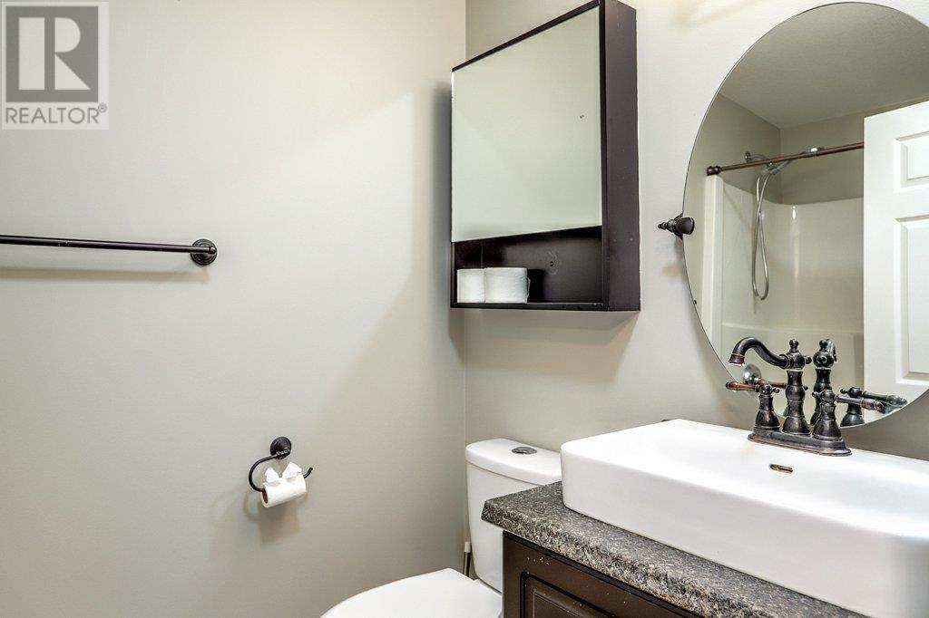 5017 5th Avenue, Vernon, British Columbia  V1H 2A3 - Photo 31 - 10339530