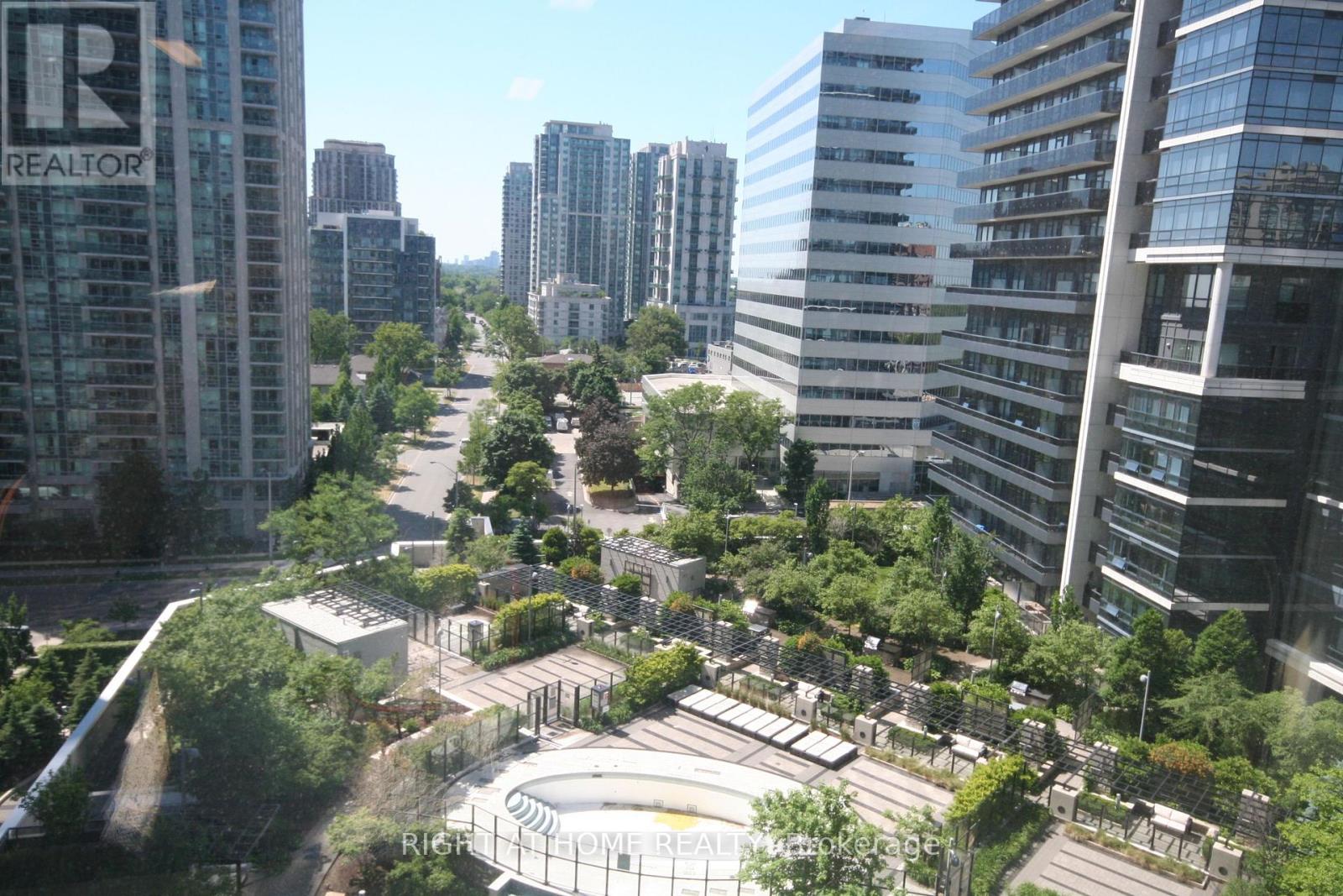 Property at 708 - 4789 YONGE STREET image 3