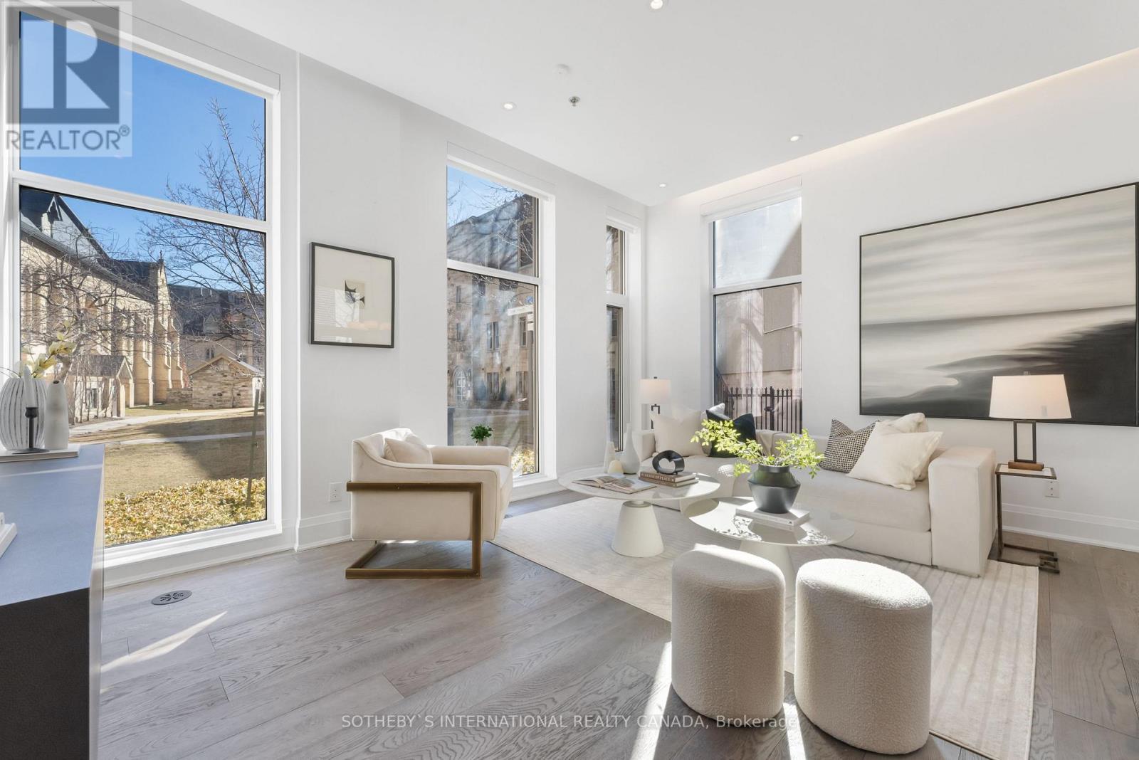 Th 5 - 63 St. Mary Street, Toronto, Ontario  M5S 0A4 - Photo 6 - C12035096