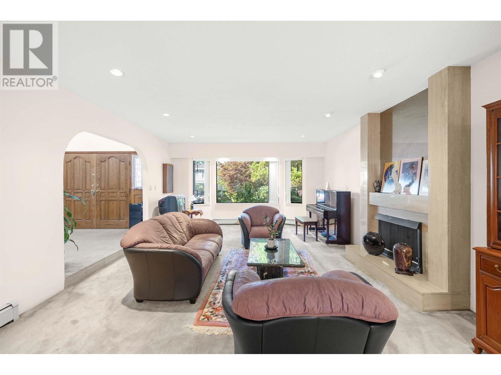 6668 Selkirk Street, Vancouver, British Columbia  V6P 4G8 - Photo 10 - R2979981