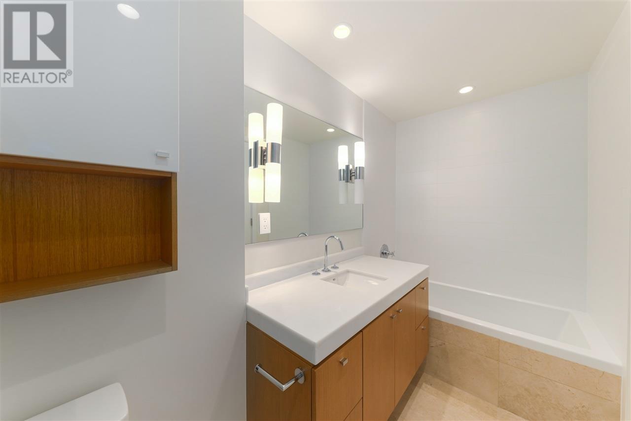 776 Arthur Erickson Place, West Vancouver, British Columbia  V7T 0B6 - Photo 10 - R2953012
