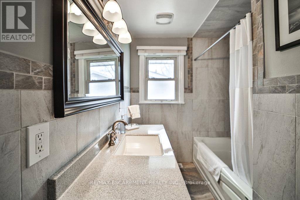 4182 William Street, Lincoln, Ontario  L3J 0K8 - Photo 26 - X12035167