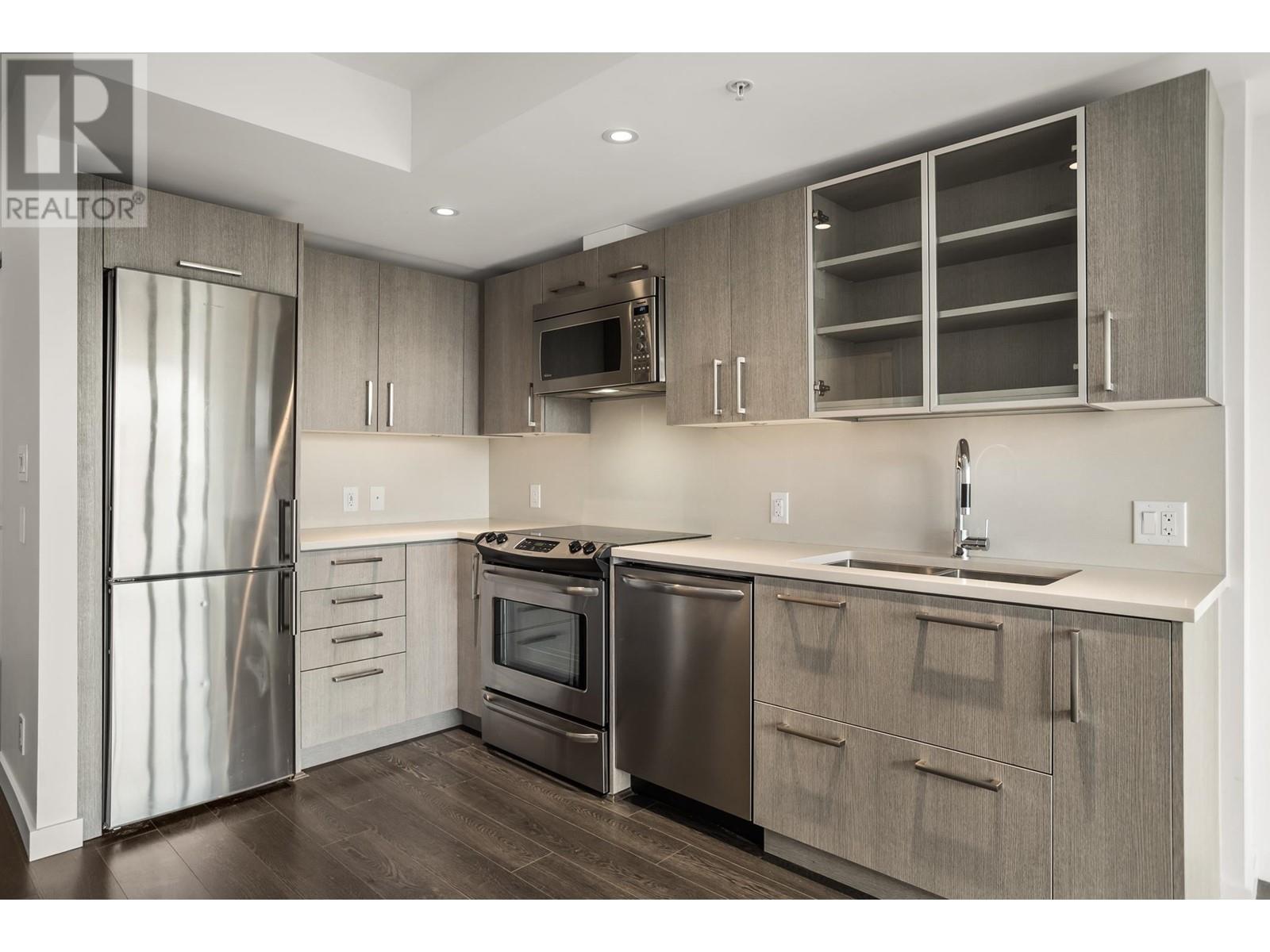 Listing Picture 3 of 22 : 908 933 E HASTINGS STREET, Vancouver / 溫哥華 - 魯藝地產 Yvonne Lu Group - MLS Medallion Club Member