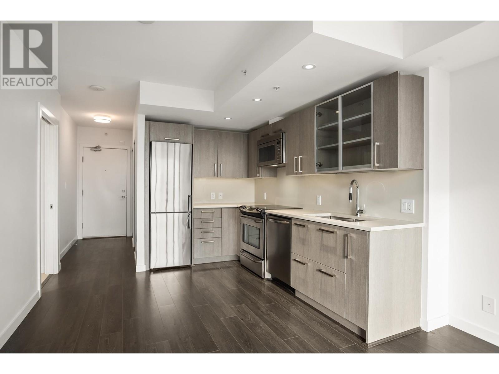 Listing Picture 2 of 22 : 908 933 E HASTINGS STREET, Vancouver / 溫哥華 - 魯藝地產 Yvonne Lu Group - MLS Medallion Club Member