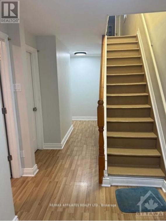 338 Dundas Street, Ottawa, Ontario  K1L 7W7 - Photo 3 - X12035190