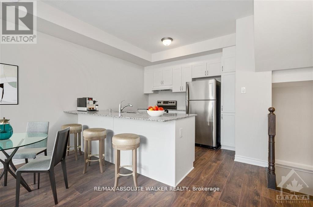 Property at 517 TAKAMOSE PRIVATE ROAD image 4