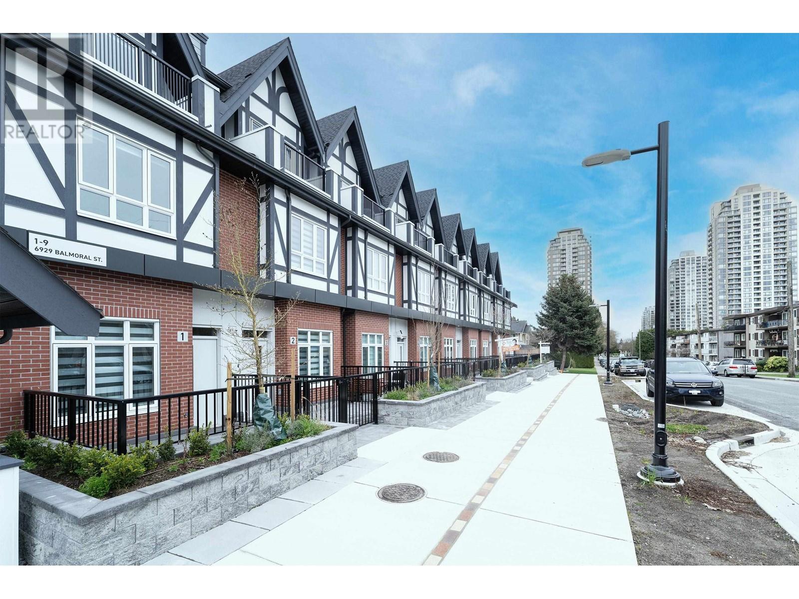 Property at 5 6929 BALMORAL STREET image 3