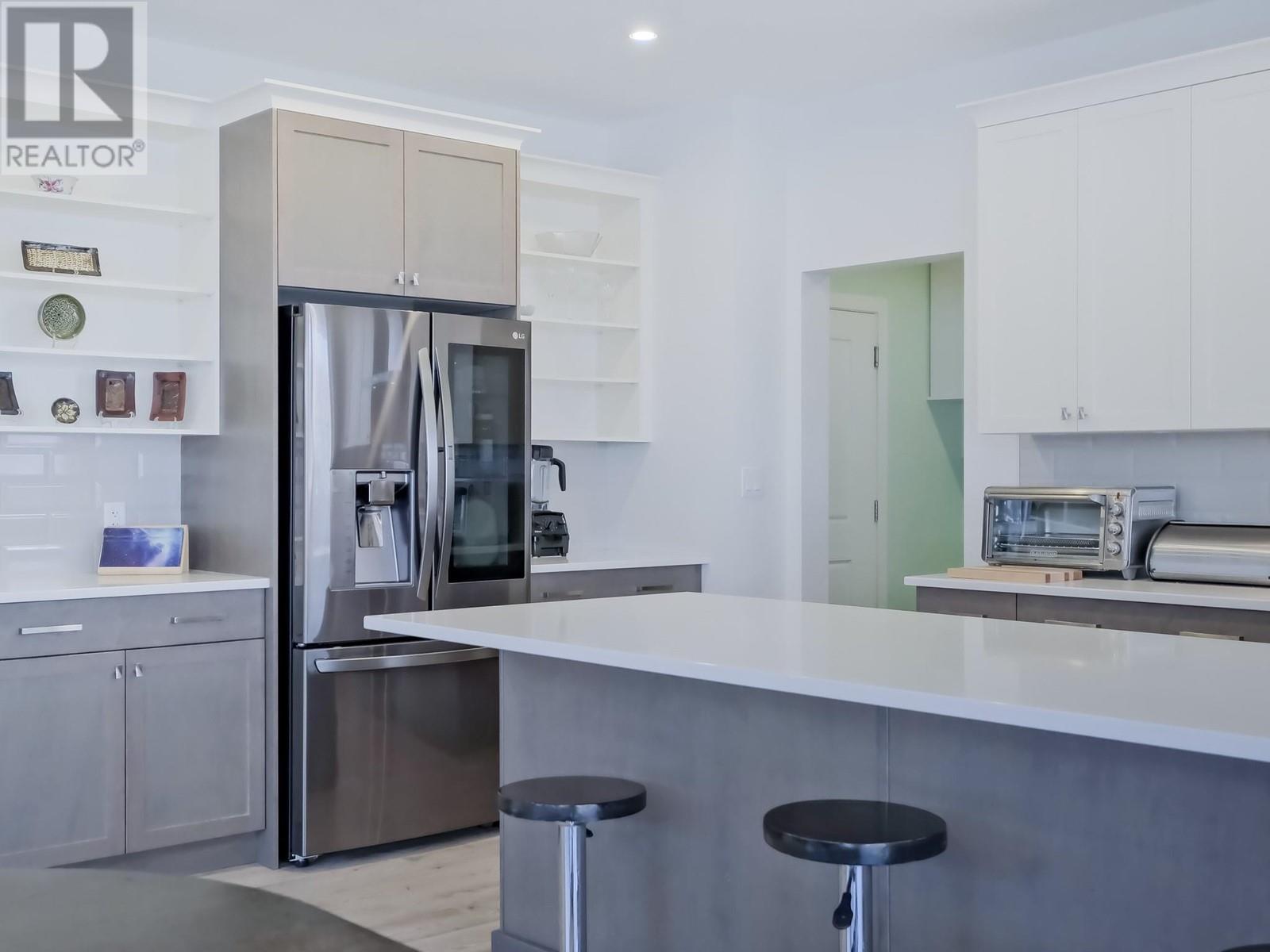 Property at 72 Forest Edge Drive image 2
