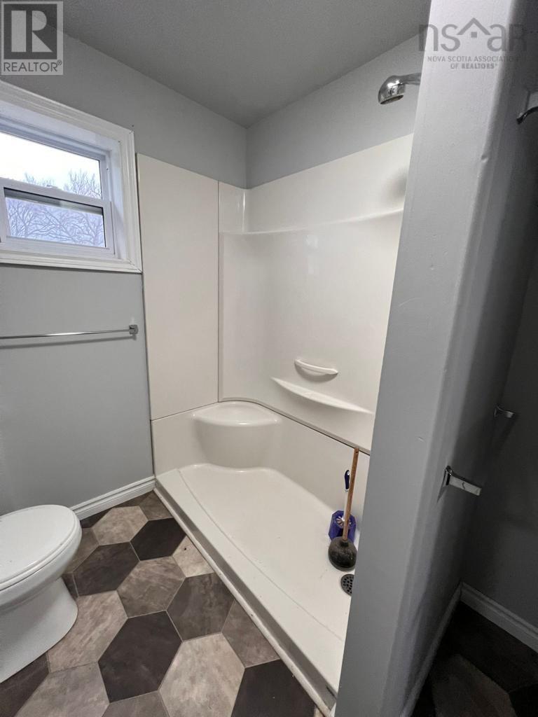 84 Intercolonial Street, Sydney, Nova Scotia  B1P 1S6 - Photo 18 - 202505549
