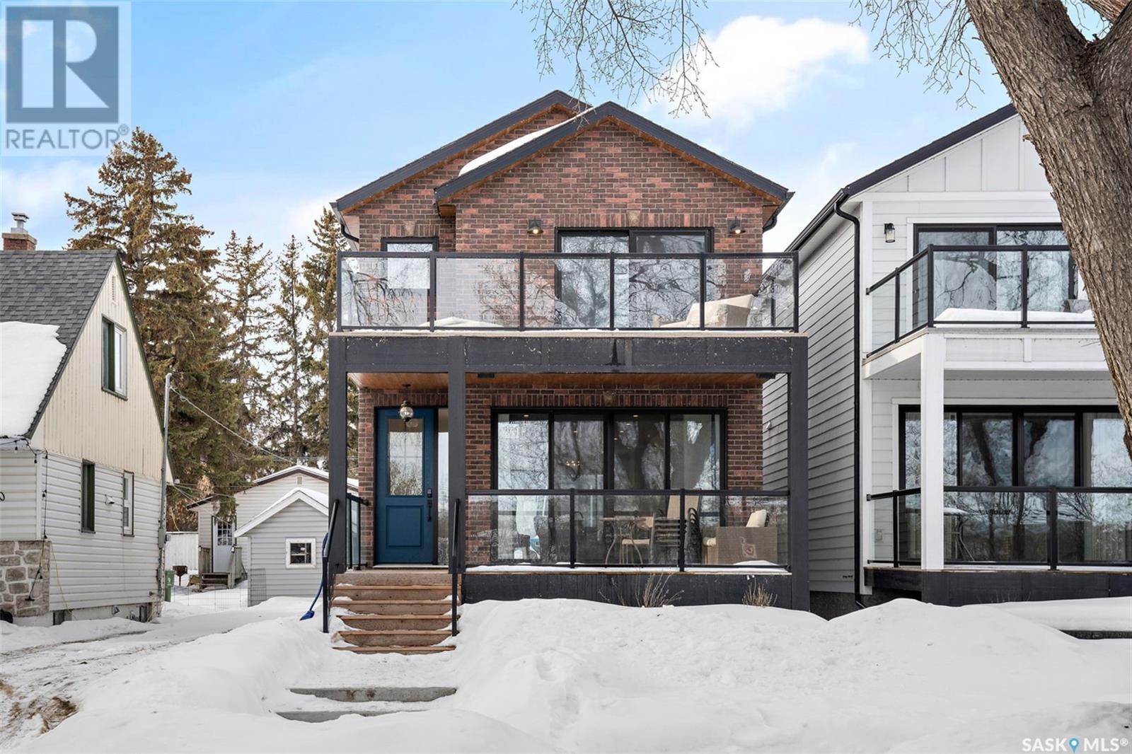 Property at 1172A Spadina CRESCENT E image 2