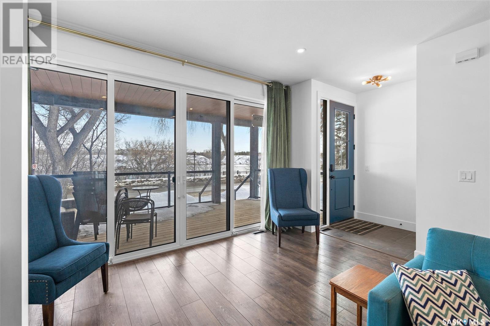 Property at 1172A Spadina CRESCENT E image 4