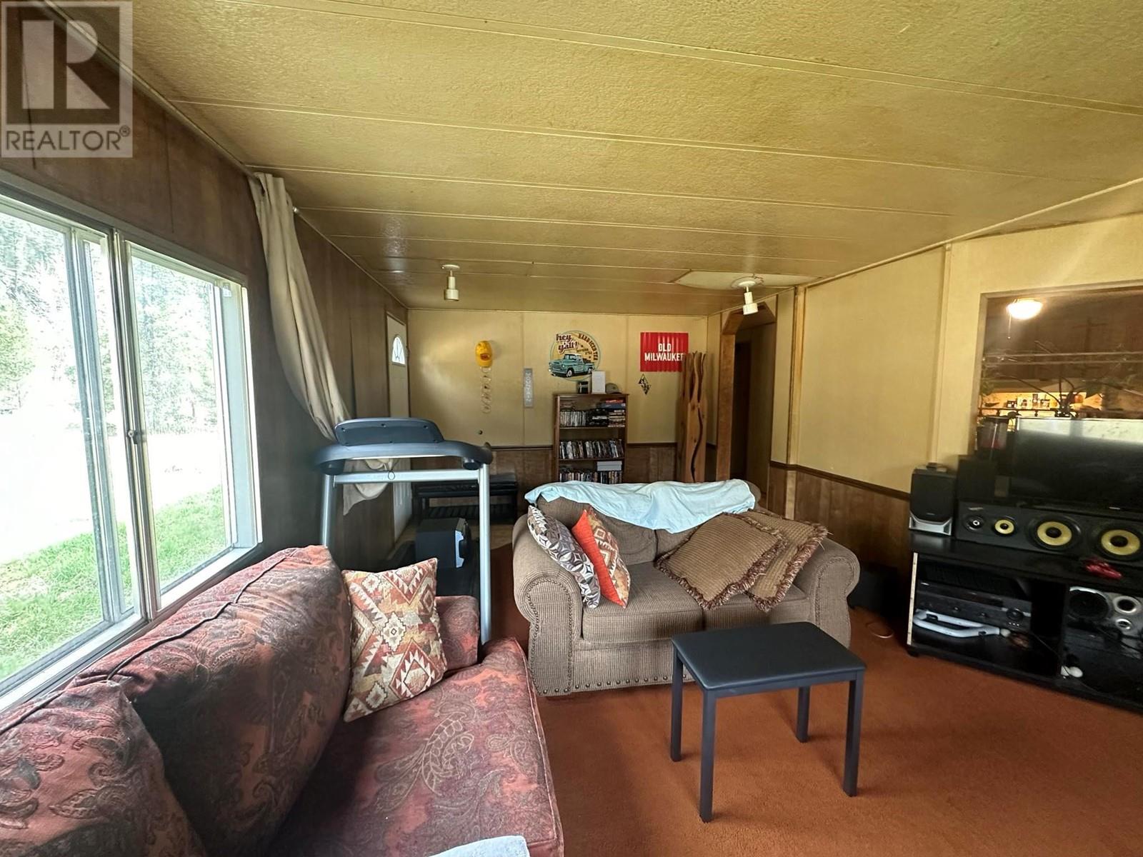 1978 Airport Road, Salmo, British Columbia  V0G 1Z0 - Photo 16 - 10339969